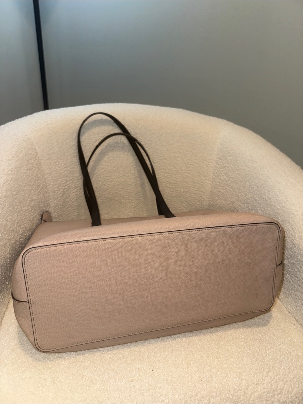 kate spade ♠️ Cream Tote with black Straps - Picture 6 of 15